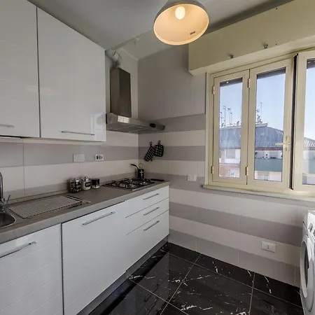 Style134 50 Meters From Metro A Lucio Sestio Station Apartman Róma